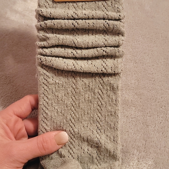 NWT AEO BOOT SOCKS - Picture 5 of 5